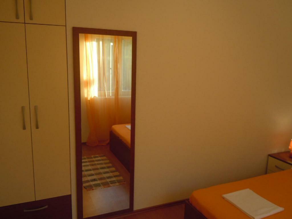 Tri Sestrice Sveta Nedelja (Hvar)