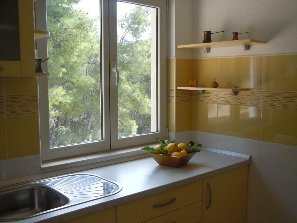 Apartment Tri Sestrice Sveta Nedelja (Hvar)
