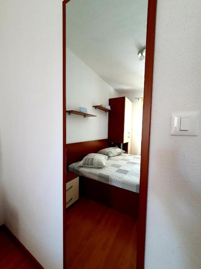 Tri Sestrice Sveta Nedelja (Hvar)