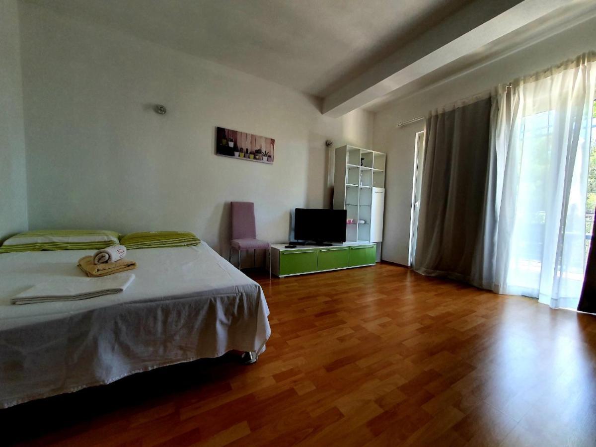 Tri Sestrice Apartment